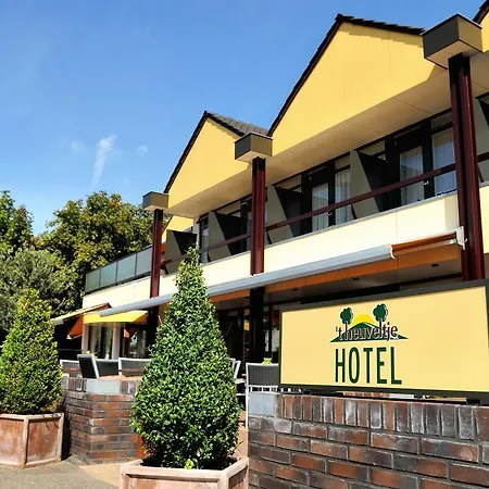 Hotel Hcr 't Heuveltje 3*